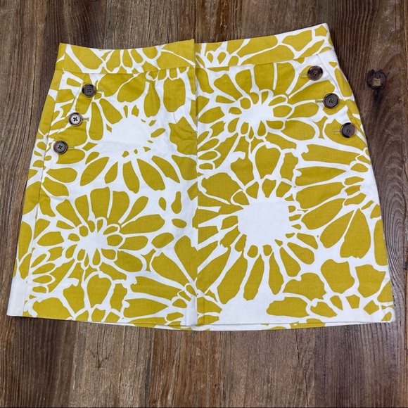 J. Crew Chartreuse Floral Mini Skirt Size 4 - Picture 2 of 8